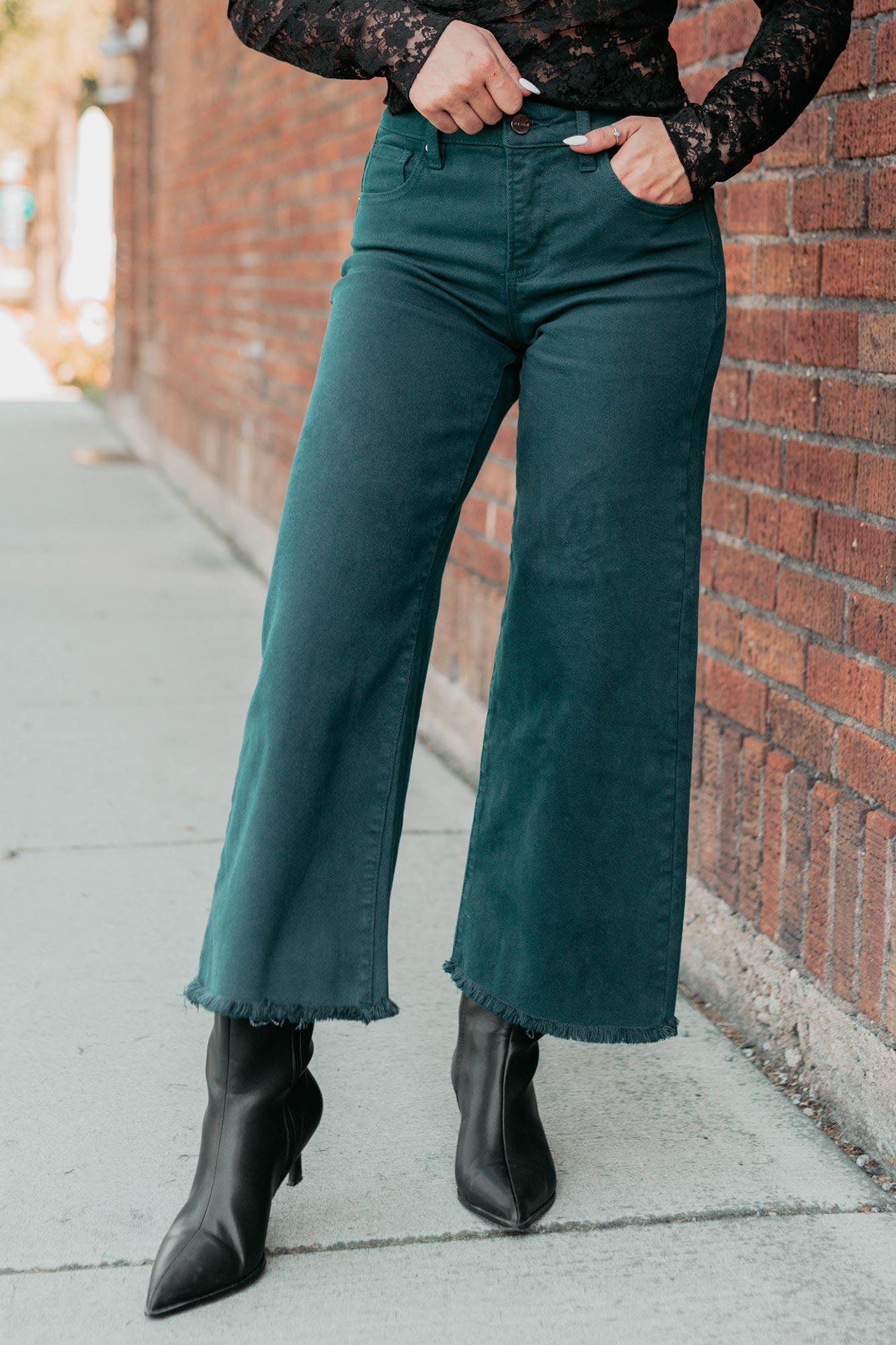 Walter High Rise Wide Crop Risen Jeans (Hunter Green)