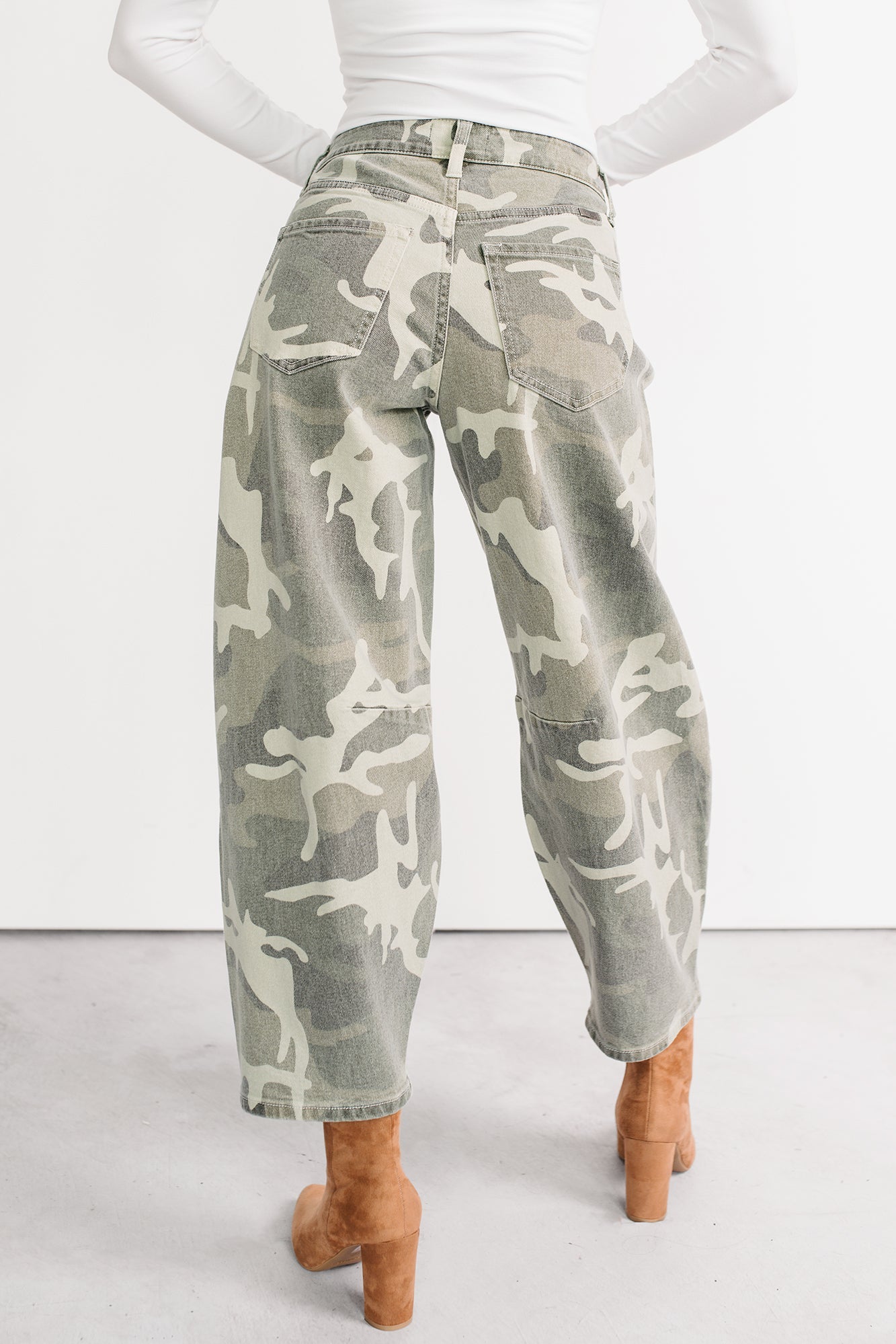Zane High Rise Printed Barrel Kancan Jeans (Camo)