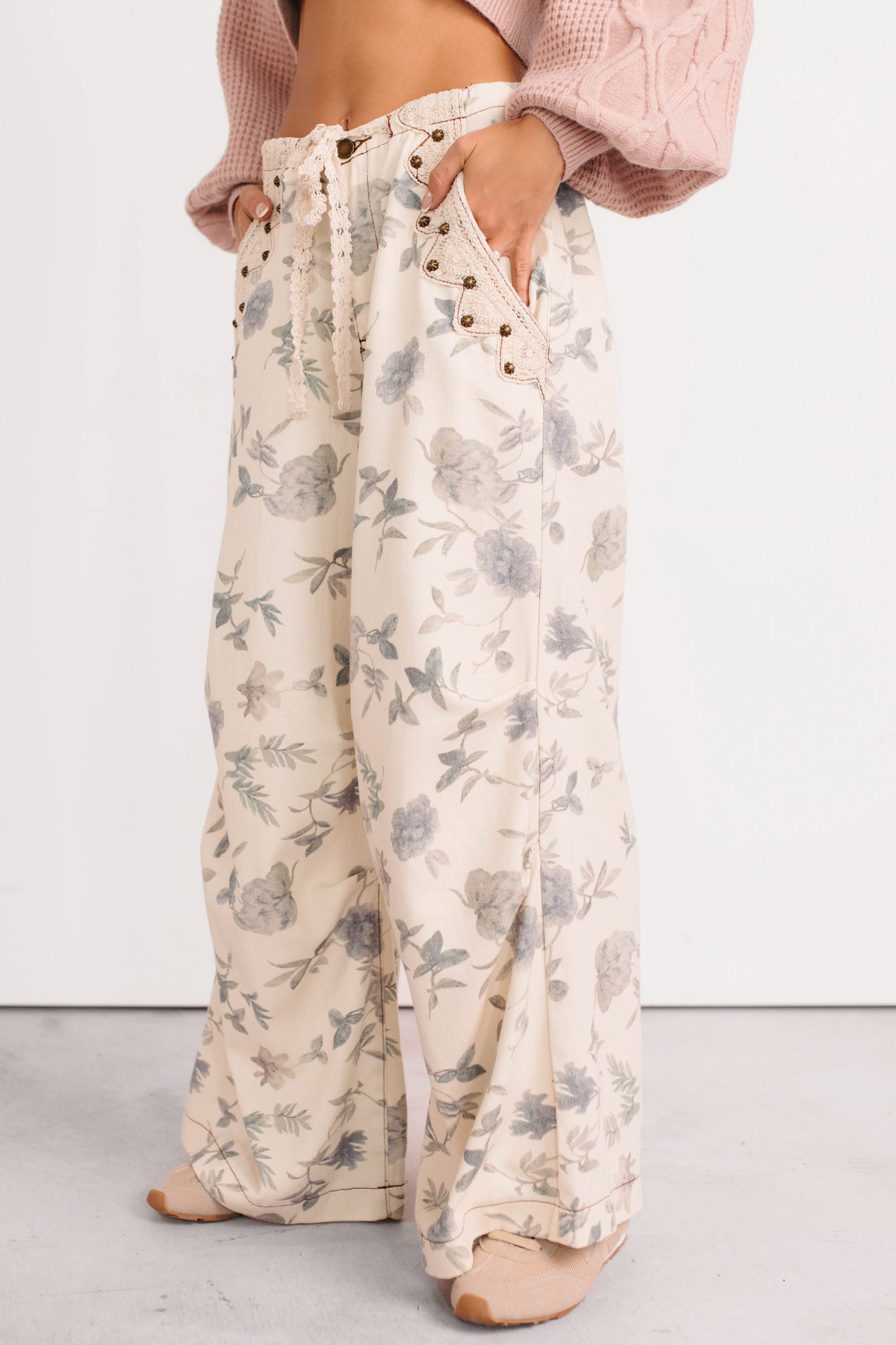 Lorelei Wide Leg Floral POL Jeans (Cream/Floral)